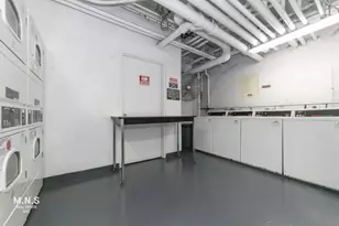 65 W 55th St, New York, NY 10019 - Photo 3