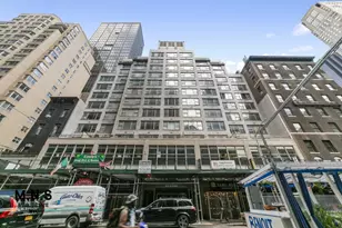 65 W 55th St, New York, NY 10019 - Photo 17