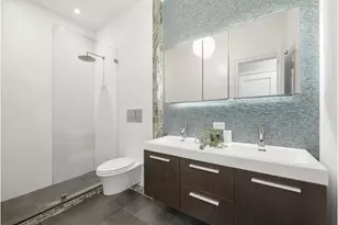 450 W 23rd St, New York City, NY 10011 - Photo 5