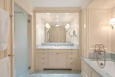 10 Gracie Square #3/4C, New York City, NY 10028 - Photo 13