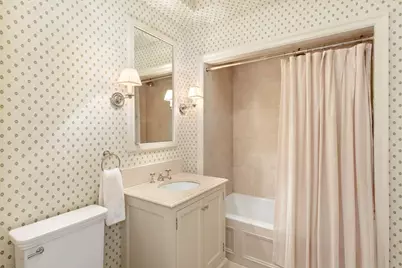 10 Gracie Square #3/4C, New York City, NY 10028 - Photo 17