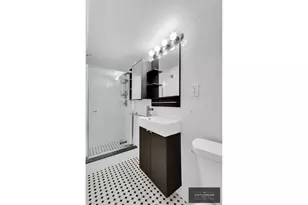 160 E 26th St, New York City, NY 10010 - Photo 7