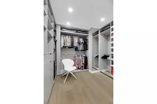 245 E 54th St, New York City, NY 10022 - Photo 11
