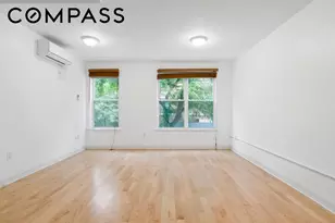 251 Powers St, New York City, NY 11211 - Photo 7