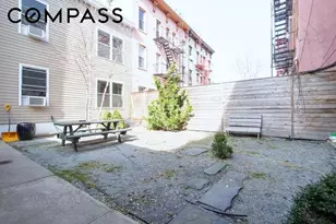 251 Powers St, New York City, NY 11211 - Photo 11