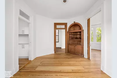 402 W 20th Street, New York City, NY 10011 - Photo 17