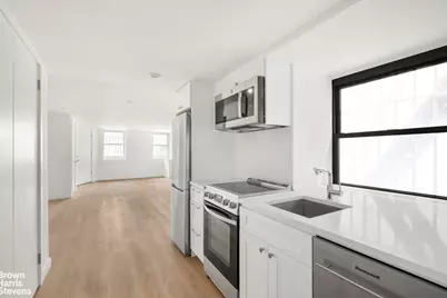 402 W 20th Street, New York City, NY 10011 - Photo 27