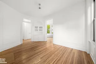 402 W 20th St, New York, NY 10011 - Photo 21