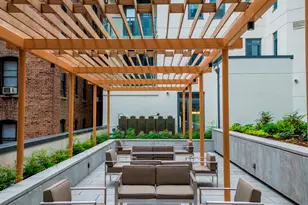 285 W 110th St, New York, NY 10026 - Photo 17