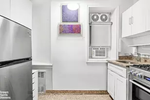311 E 25th St, New York City, NY 10010 - Photo 3