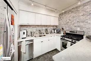 55 Carroll St, Brooklyn, NY 11231 - Photo 3