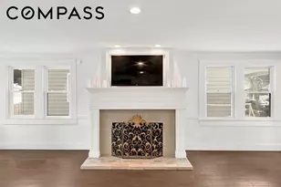 334 Beach 146th St, New York City, NY 11694 - Photo 7