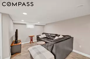 334 Beach 146th St, New York City, NY 11694 - Photo 19