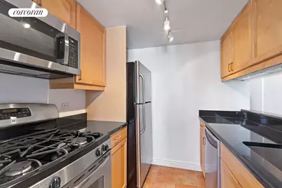377 Rector Place #7I, New York, NY 10280 - Photo 3