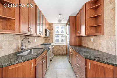 77 7th Avenue #10N, New York, NY 10011 - Photo 5