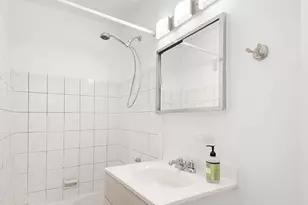 151 E 20th St, New York City, NY 10010 - Photo 9