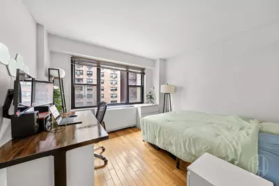 345 E 80th Street #3H, New York City, NY 10075 - Photo 7