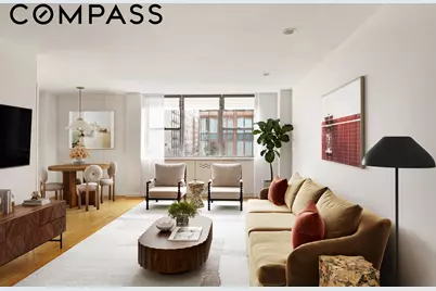 32 Gramercy Park S #5M, New York City, NY 10003 - Photo 1