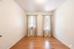 106-49 97th St, Ozone Park, NY 11417 - Photo 5
