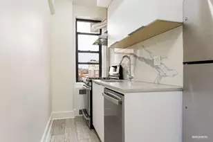 81 Ocean Pkwy, New York City, NY 11218 - Photo 5