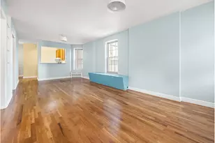 325 W 43rd St, New York City, NY 10036 - Photo 5