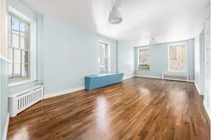 325 W 43rd St, New York City, NY 10036 - Photo 1