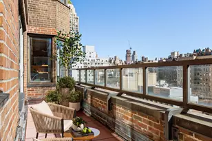 20 E 74th St, New York City, NY 10021 - Photo 5