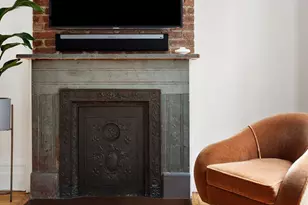 231 W 21st St, New York City, NY 10011 - Photo 3