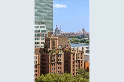 320 E 42nd Street #402, New York City, NY 10017 - Photo 9