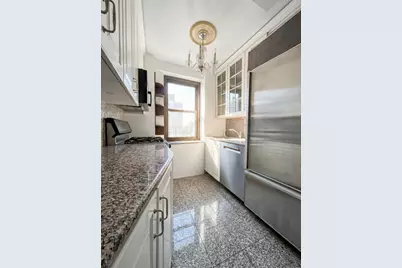 135 E 54th Street #4E, New York City, NY 10022 - Photo 3