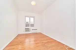 319 W 29th St, New York, NY 10001 - Photo 1
