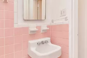 319 W 29th St, New York City, NY 10001 - Photo 9