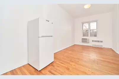 319 W 29th Street #2B, New York, NY 10001 - Photo 7