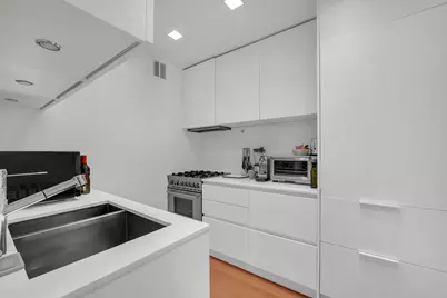 146 W 57th Street #53A, New York City, NY 10019 - Photo 13