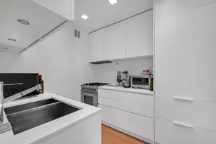 146 W 57th St, New York City, NY 10019 - Photo 13