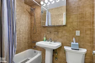 420 E 55th St, New York, NY 10022 - Photo 7