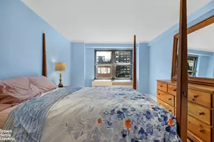 420 E 55th St, New York City, NY 10022 - Photo 11