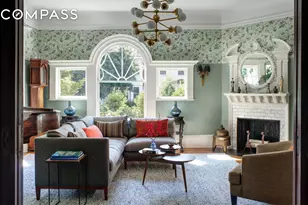 1305 Albemarle Rd, New York City, NY 11226 - Photo 17