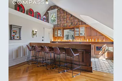 1305 Albemarle Road, New York City, NY 11226 - Photo 21