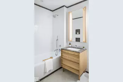 22-18 Jackson Avenue #408, New York City, NY 11101 - Photo 5