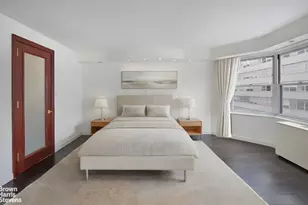 150 E 61st St, New York City, NY 10065 - Photo 7