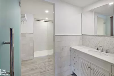 150 E 61st Street #6E, New York, NY 10065 - Photo 9