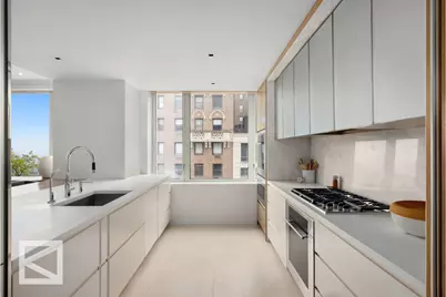 90 E End Avenue #8A, New York, NY 10028 - Photo 7