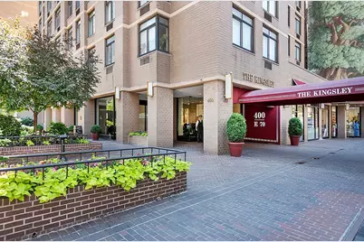 400 E 70th Street #1706, New York City, NY 10021 - Photo 7