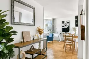 240 E 35th St, New York City, NY 10016 - Photo 3