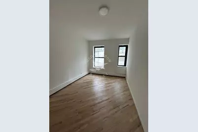 572 9th Avenue #3, New York City, NY 10036 - Photo 5