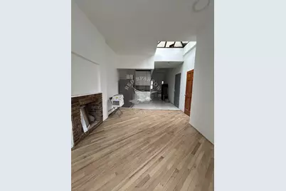 572 9th Avenue #3, New York City, NY 10036 - Photo 1