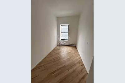 572 9th Avenue #3, New York City, NY 10036 - Photo 7