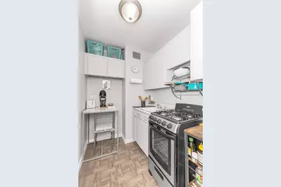 201 E 37th Street #3F, New York City, NY 10016 - Photo 3