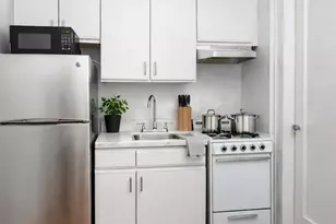 43-42 45th St, Sunnyside, NY 11104 - Photo 3